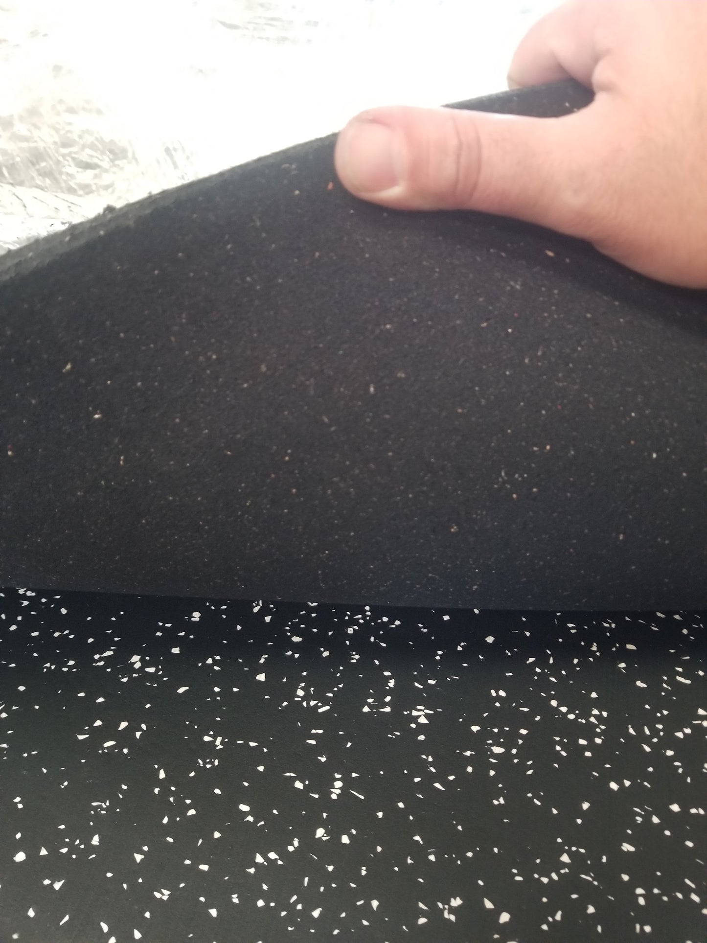 IC-RBGF 1M X 1M Premium EPDM Gym Black Rubber Flooring with White Fleck