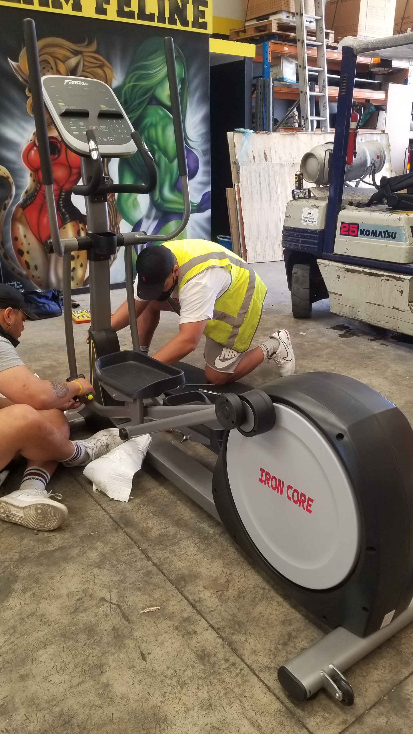 IC-EL800 Elliptical Self Generating Full Commercial