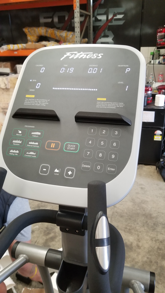 IC-EL800 Elliptical Self Generating Full Commercial