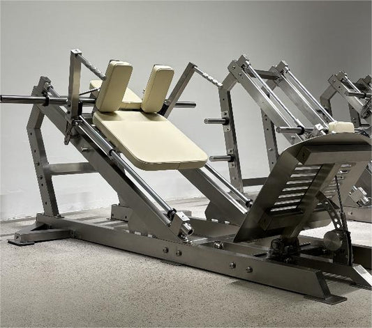 IRONLUXE 30 DEGREE LEVERAGE HACK SQUAT