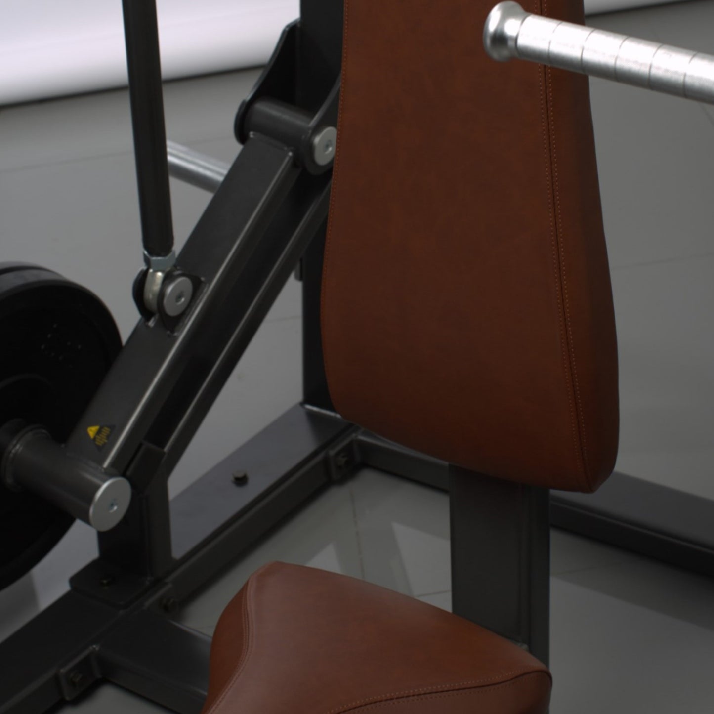 CHEST PRESS PLATE LOADED